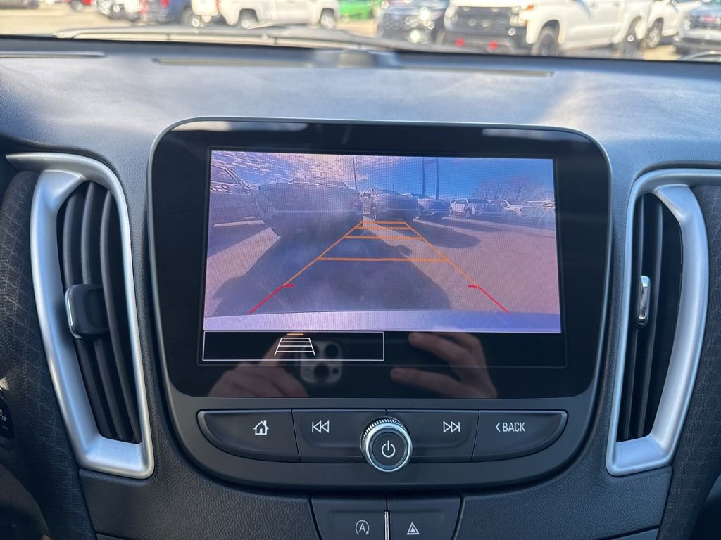 Used 2023 Chevrolet Malibu LT image 20