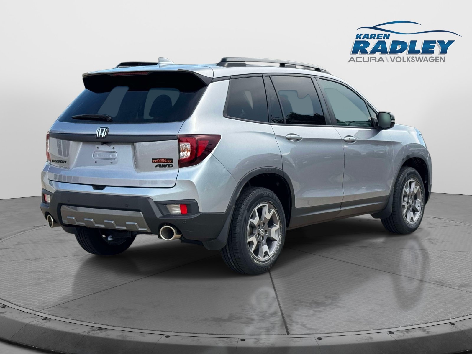 Used 2023 Honda Passport TrailSport image 2