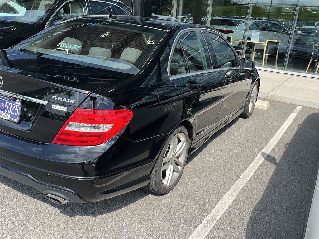 Used 2014 Mercedes-Benz C 300 4MATIC Sedan image 5