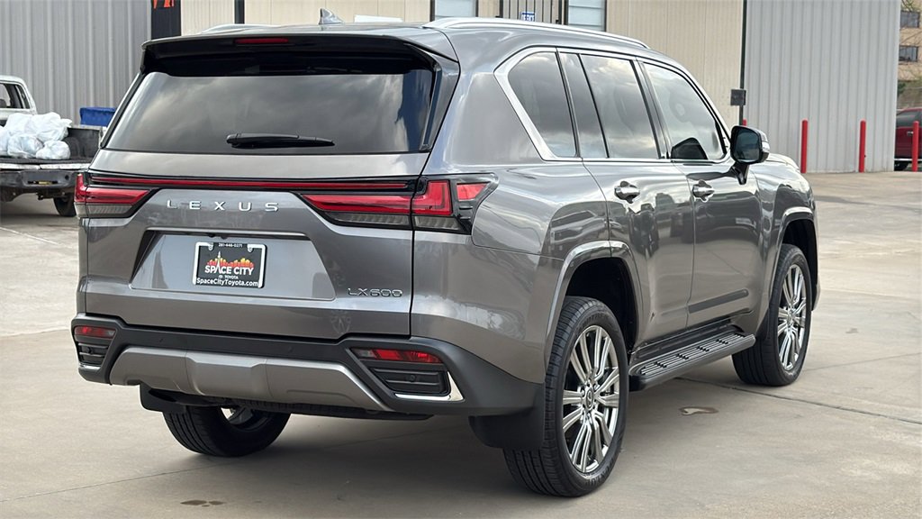 Used 2024 Lexus LX 600 4WD w/ Ultra Luxury Package image 5