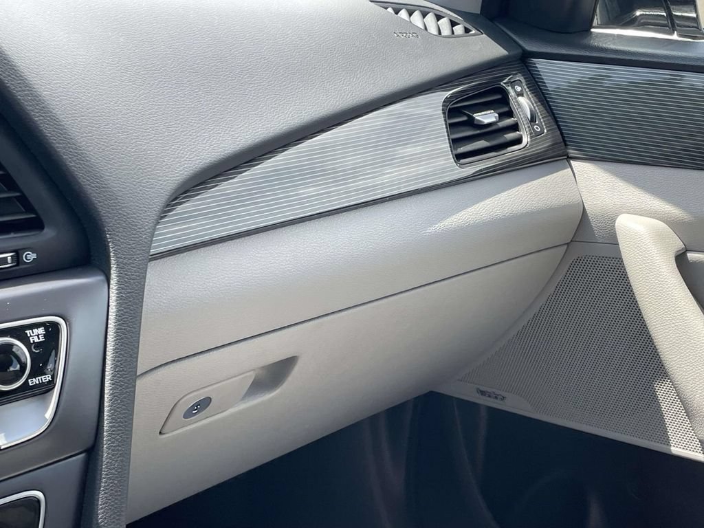 Used 2019 Hyundai Sonata Limited w/ Ultimate Package 02 FWD image 32