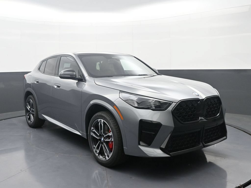 New 2026 BMW X2 xDrive28i w/ Technology Package AWD/4WD image 3