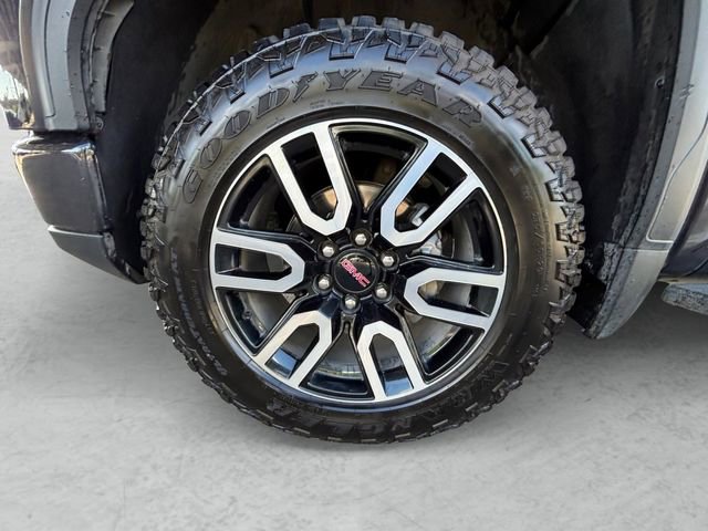 Used 2023 GMC Sierra 1500 AT4 w/ AT4 Premium Package AWD/4WD image 28