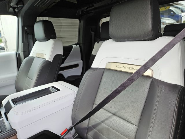 Used 2024 GMC Hummer EV 3X AWD/4WD image 22
