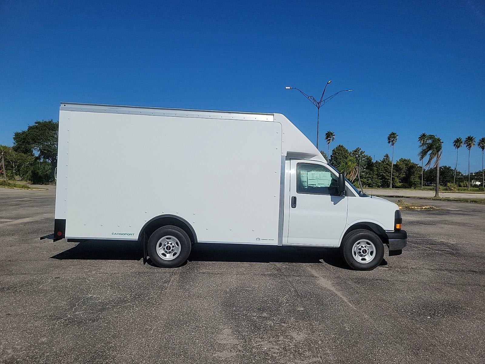New 2025 GMC Savana 3500 w/ Power Convenience Package image 4