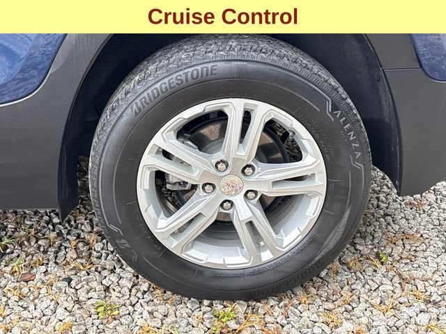 Used 2023 GMC Terrain SLE w/ Driver Convenience Package AWD/4WD image 9