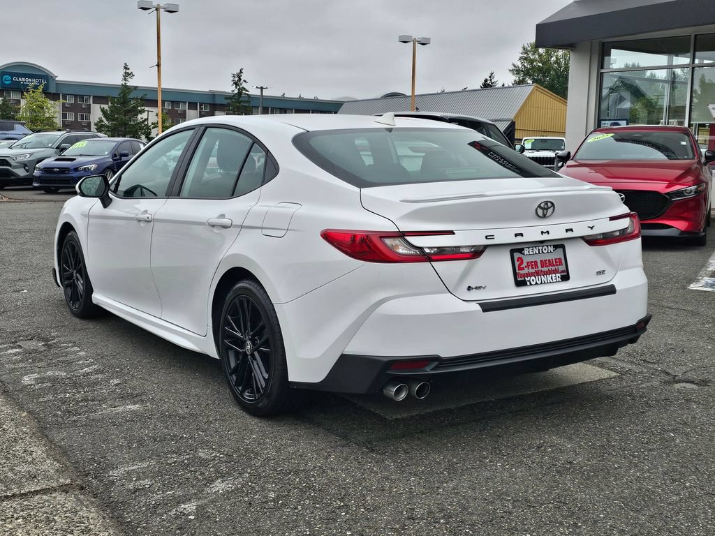 Used 2025 Toyota Camry SE FWD image 7
