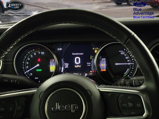Used 2023 Jeep Wrangler Unlimited Sahara w/ Cold Weather Group AWD/4WD image 28
