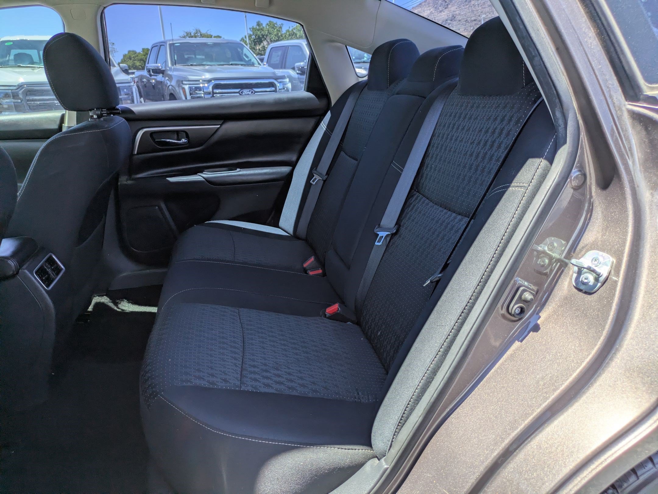 Used 2016 Nissan Altima 2.5 SV w/ Convenience Package FWD image 28