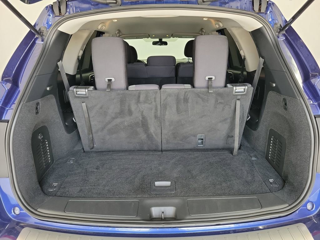 Used 2020 Nissan Pathfinder S image 10