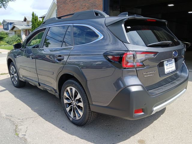 Certified 2025 Subaru Outback Limited AWD/4WD image 5