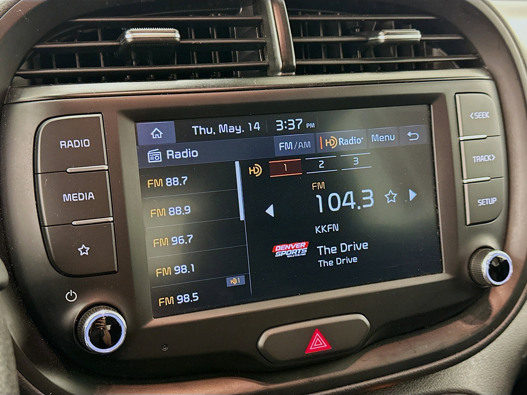 Used 2025 Kia Soul LX w/ LX Technology Package FWD image 21