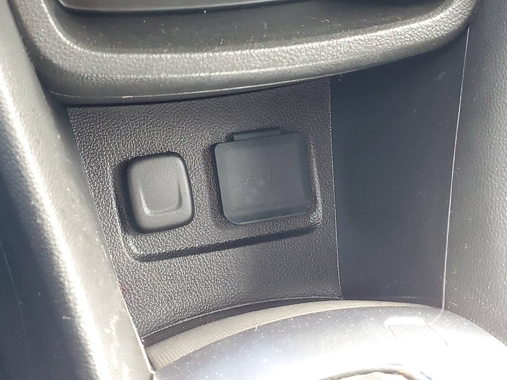 Used 2015 Buick Encore Convenience AWD/4WD image 27