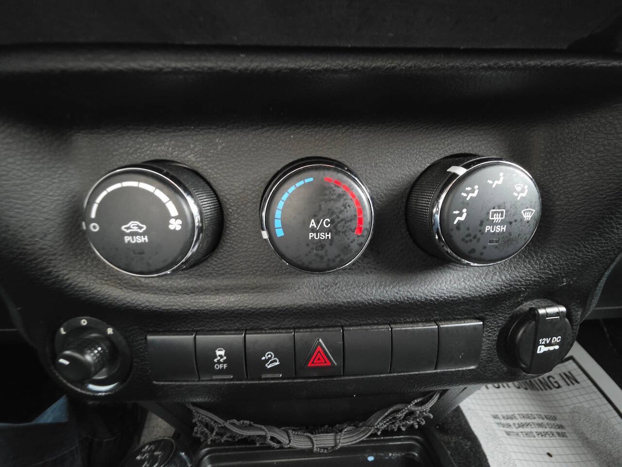 Used 2013 Jeep Wrangler Unlimited Sport AWD/4WD image 17