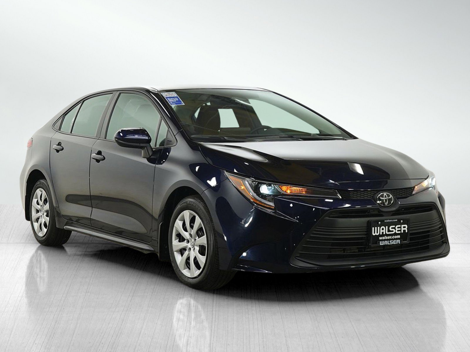 Used 2023 Toyota Corolla LE FWD image 7