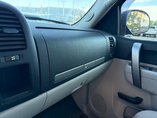 Used 2011 Chevrolet Silverado 1500 LT w/ All-Star Edition AWD/4WD image 15