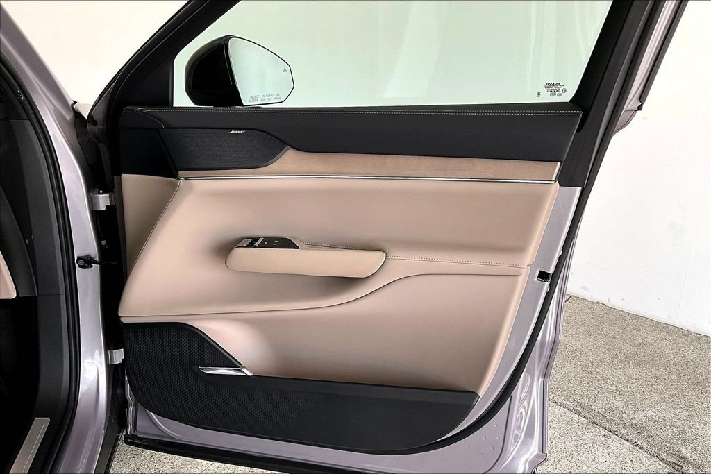 New 2026 Volvo EX90 Plus RWD image 14