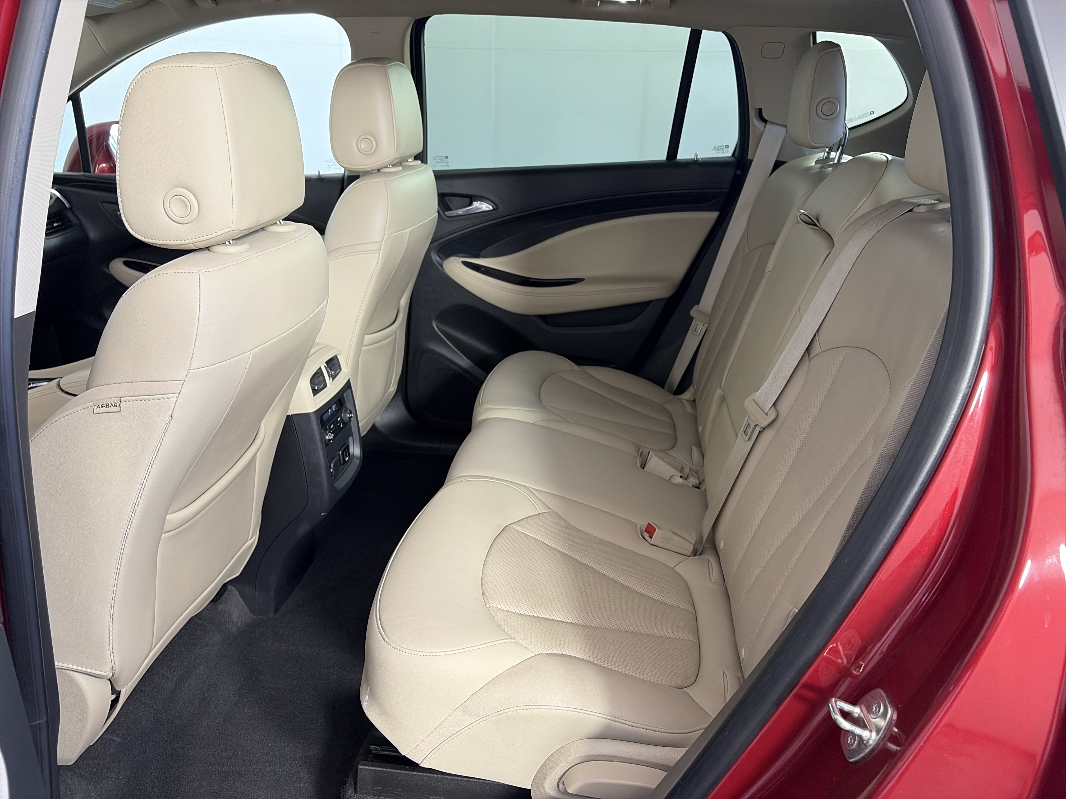 Used 2017 Buick Envision Essence AWD/4WD image 7