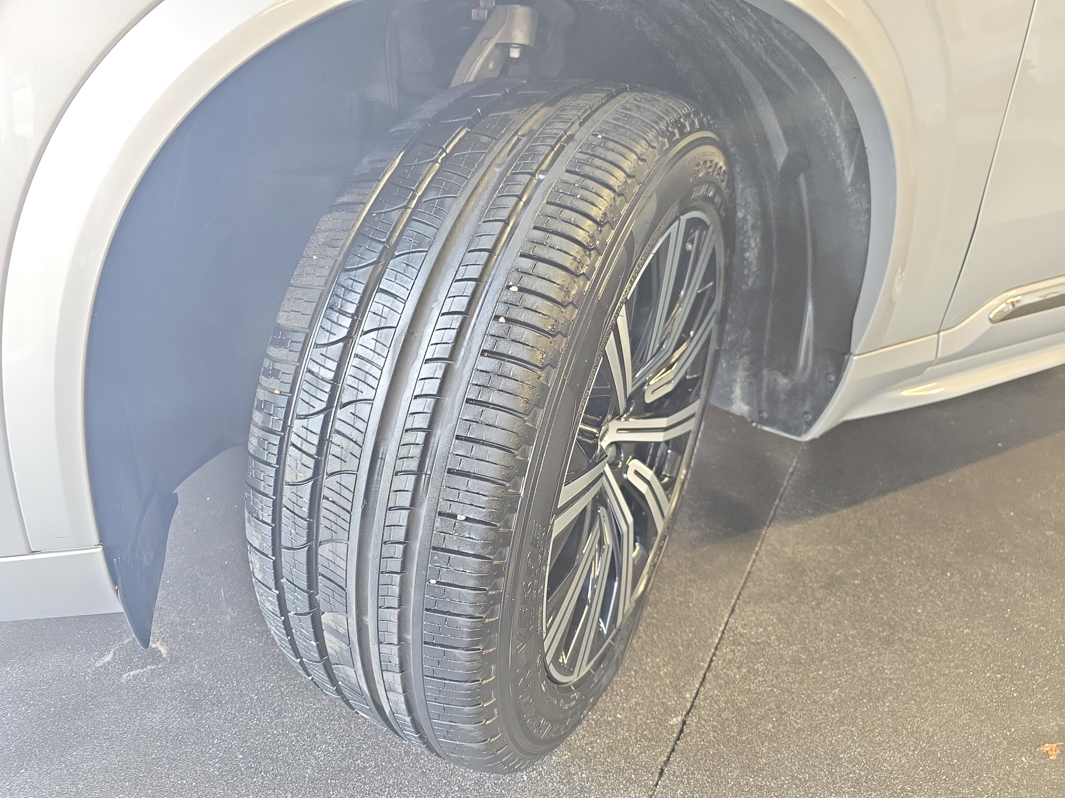 Used 2024 Volvo XC90 B6 Plus w/ Protection Package Premier AWD/4WD image 31