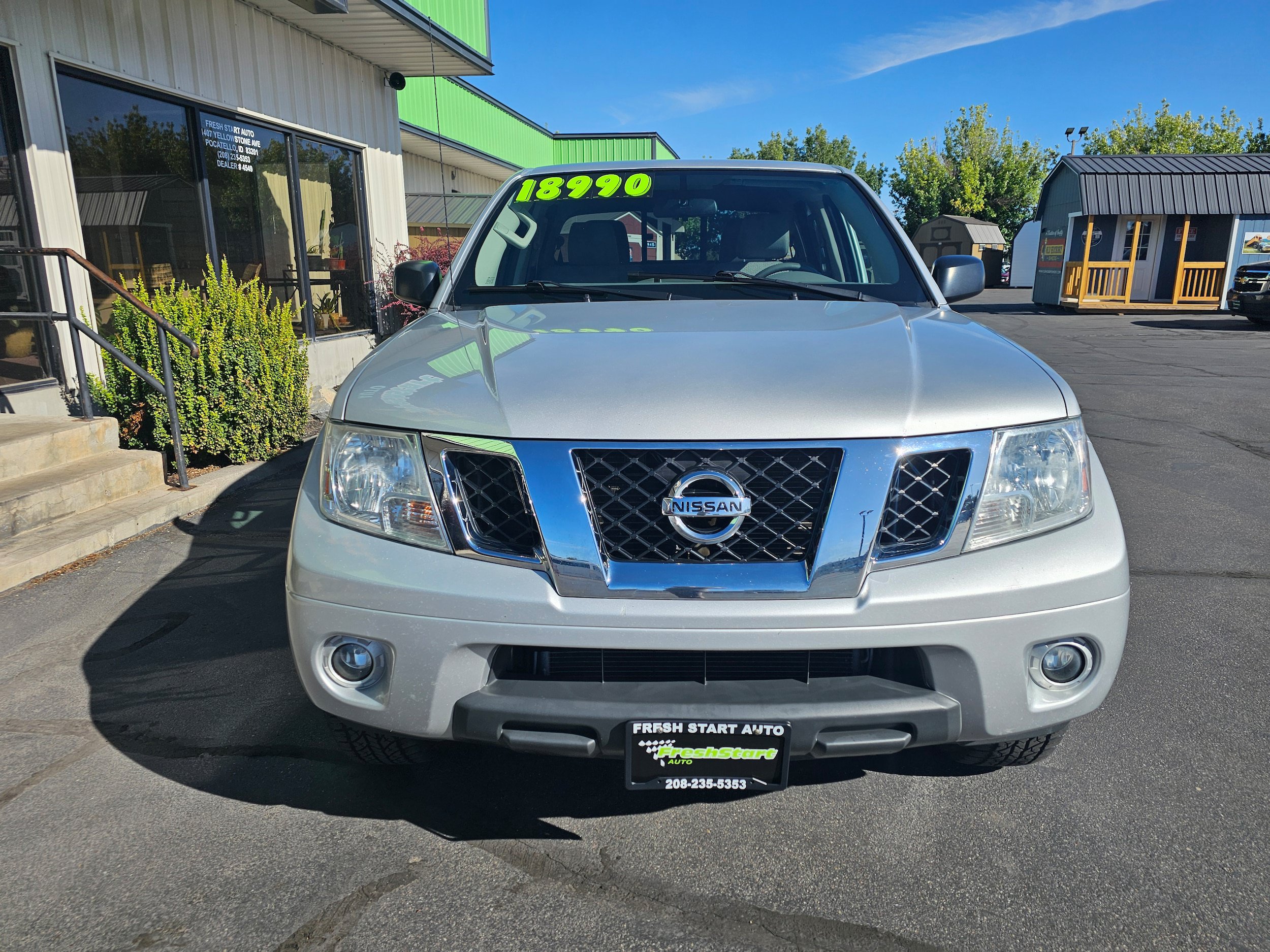 Used 2019 Nissan Frontier SV RWD image 3