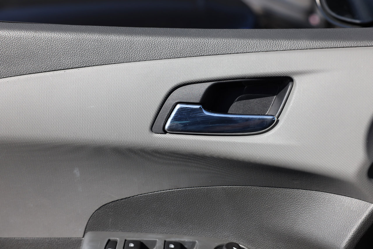 Used 2012 Chevrolet Sonic LT image 40