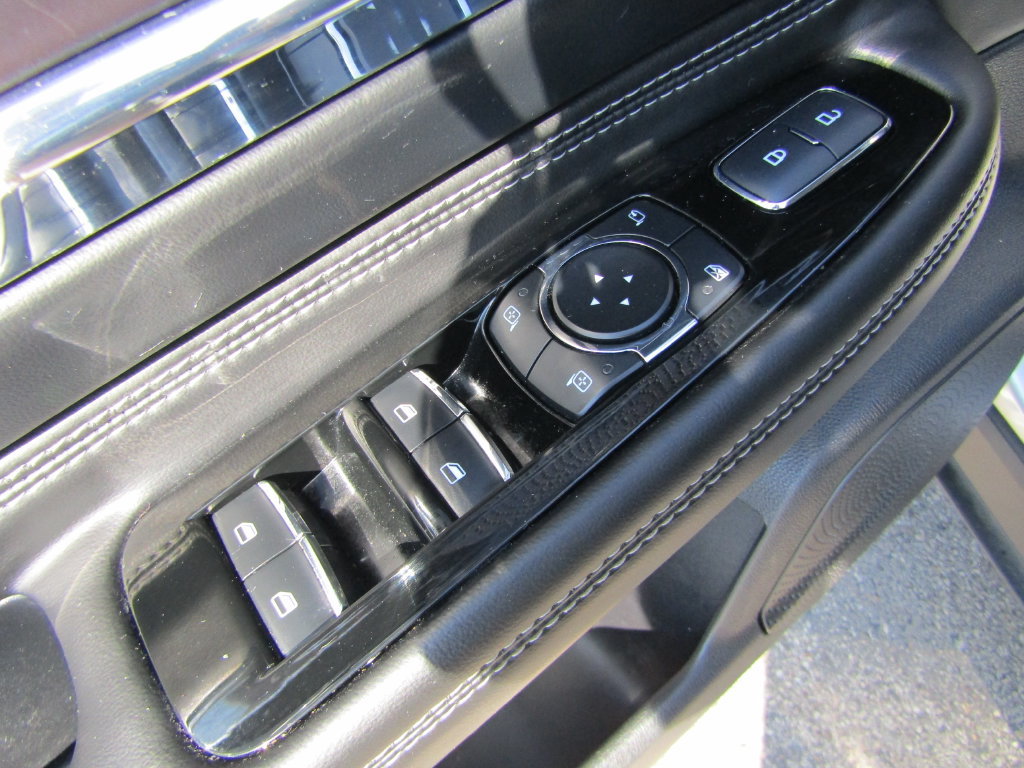 Used 2024 Lincoln Corsair Grand Touring AWD/4WD image 19