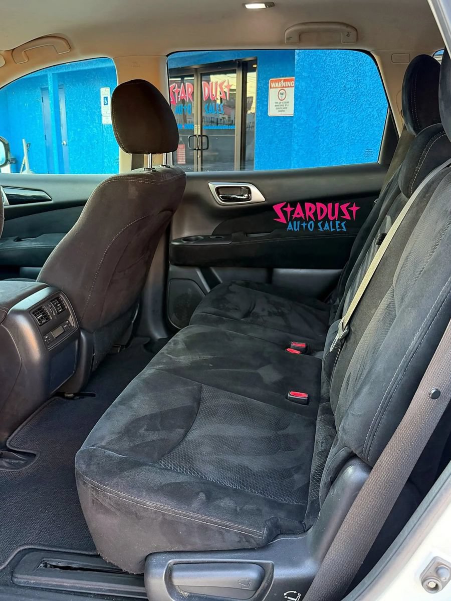 Used 2016 Nissan Pathfinder S FWD image 9