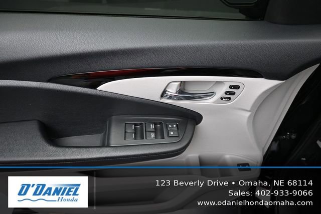 Used 2017 Honda Pilot Touring image 24