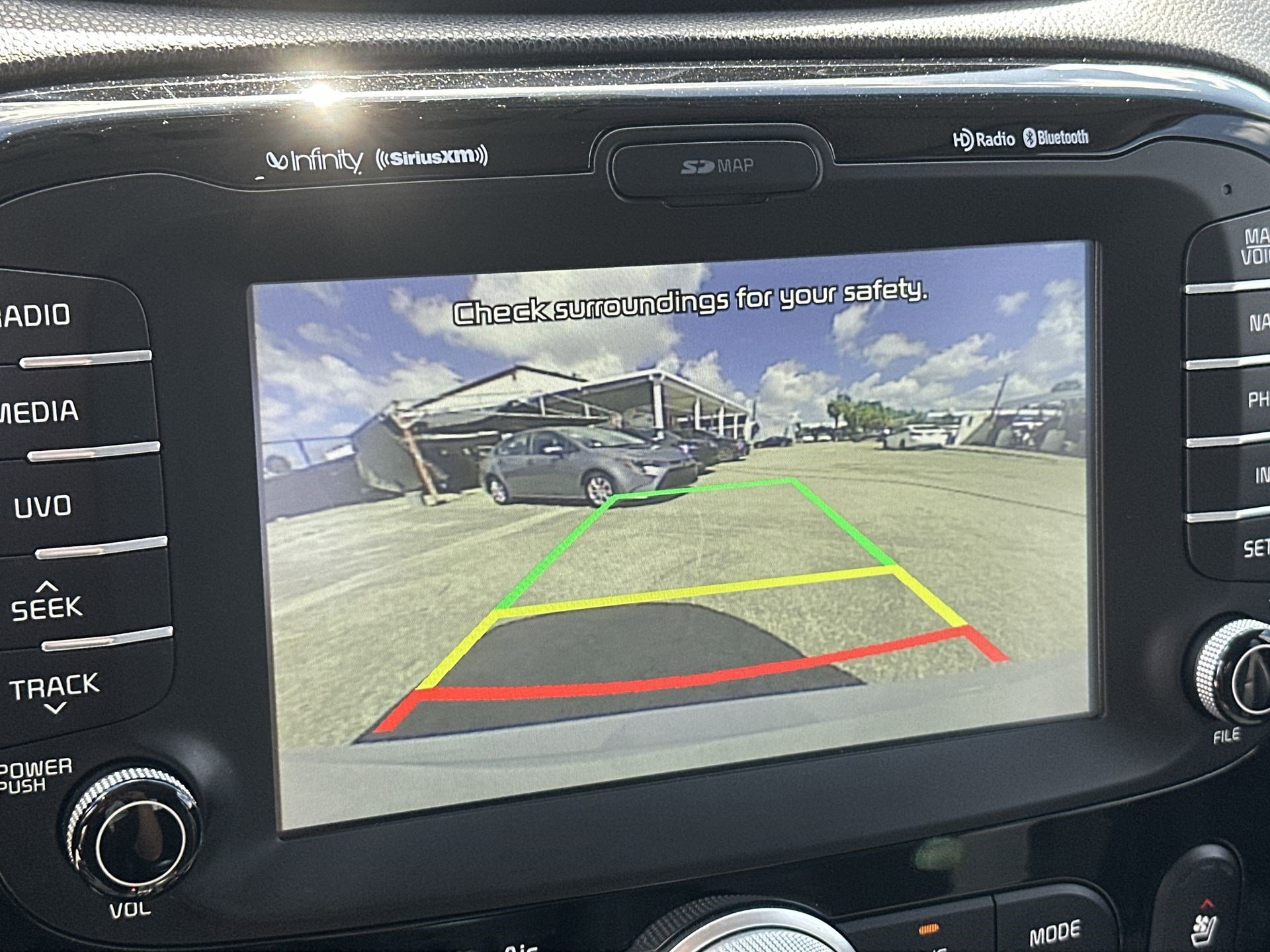 Used 2016 Kia Soul ! w/ Premium Package image 22