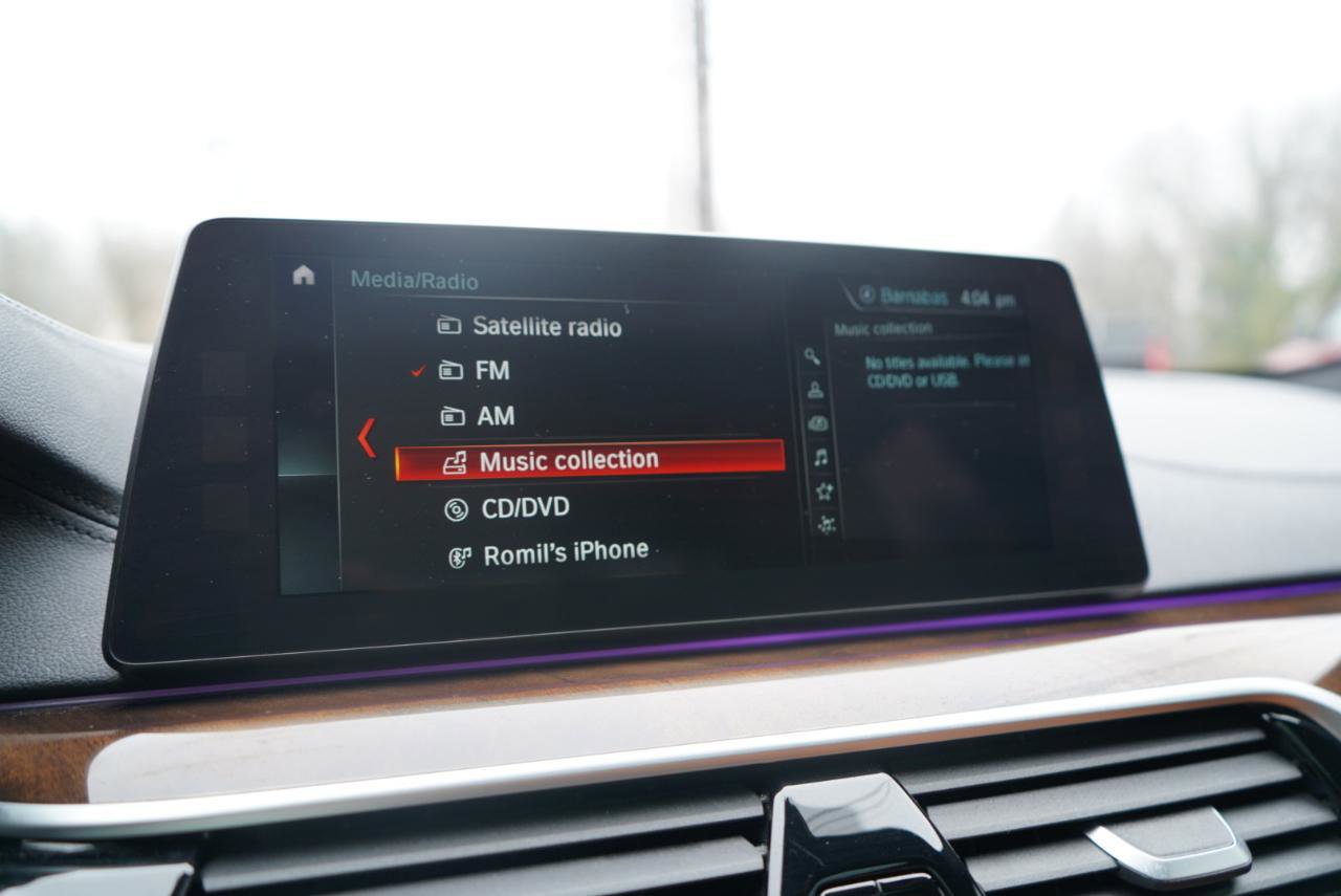 Used 2018 BMW 530e xDrive image 33