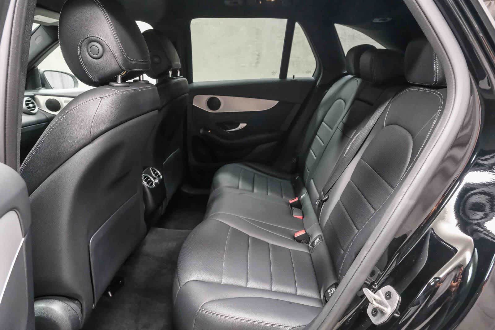 Used 2022 Mercedes-Benz GLC 300 image 23