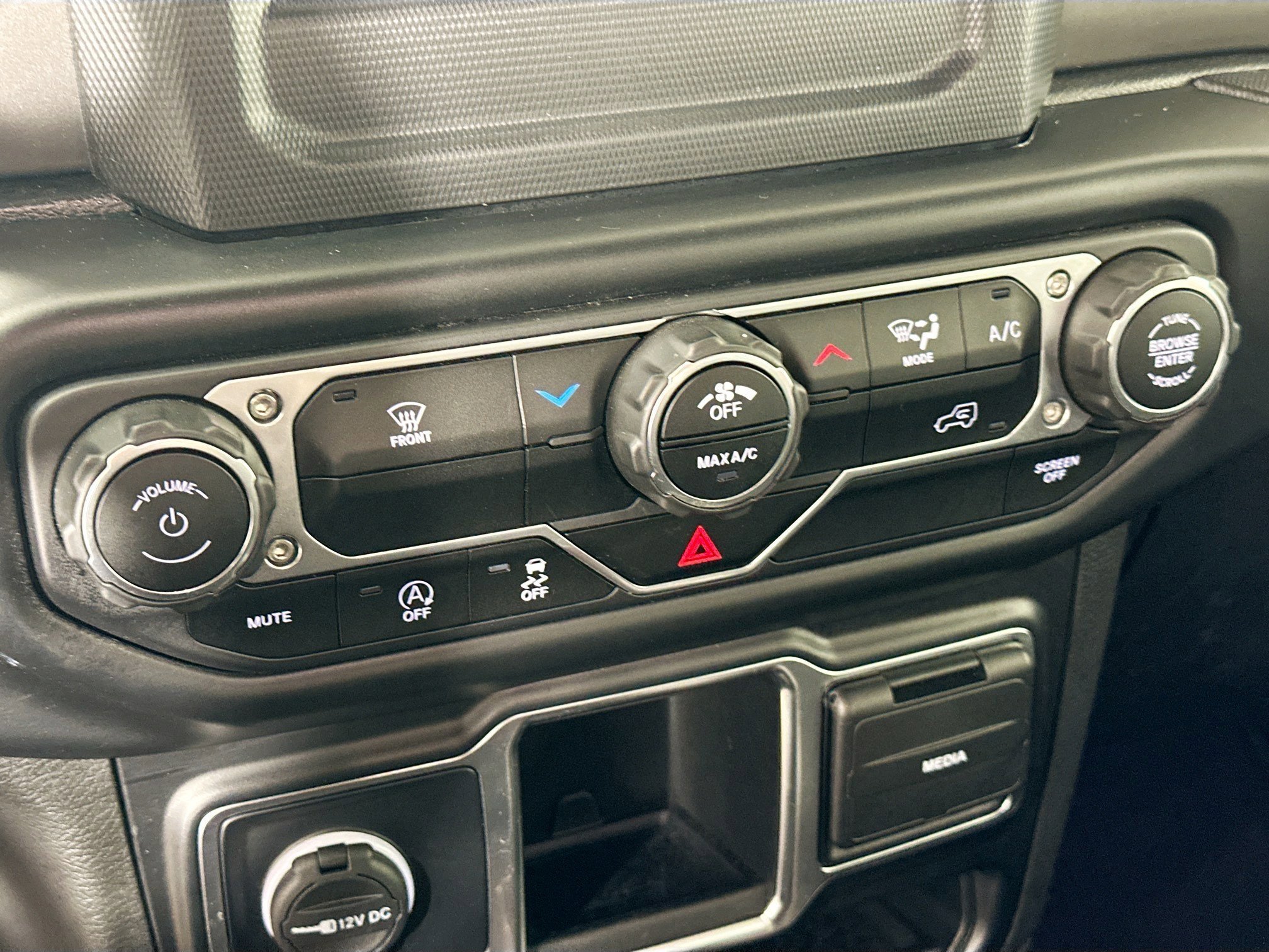 Used 2022 Jeep Wrangler Unlimited Sport AWD/4WD image 24