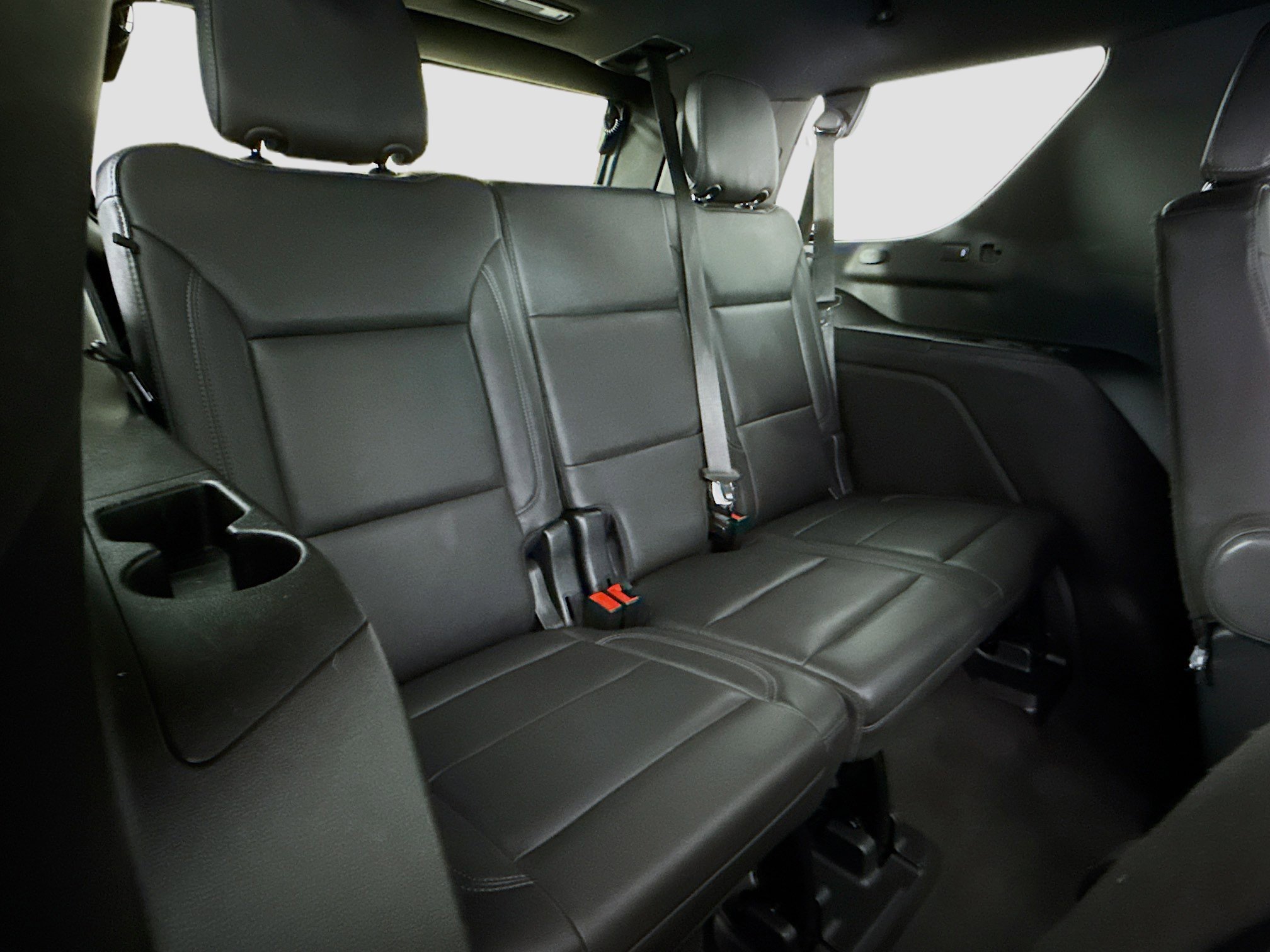 Used 2023 Chevrolet Tahoe Z71 w/ Luxury Package AWD/4WD image 30