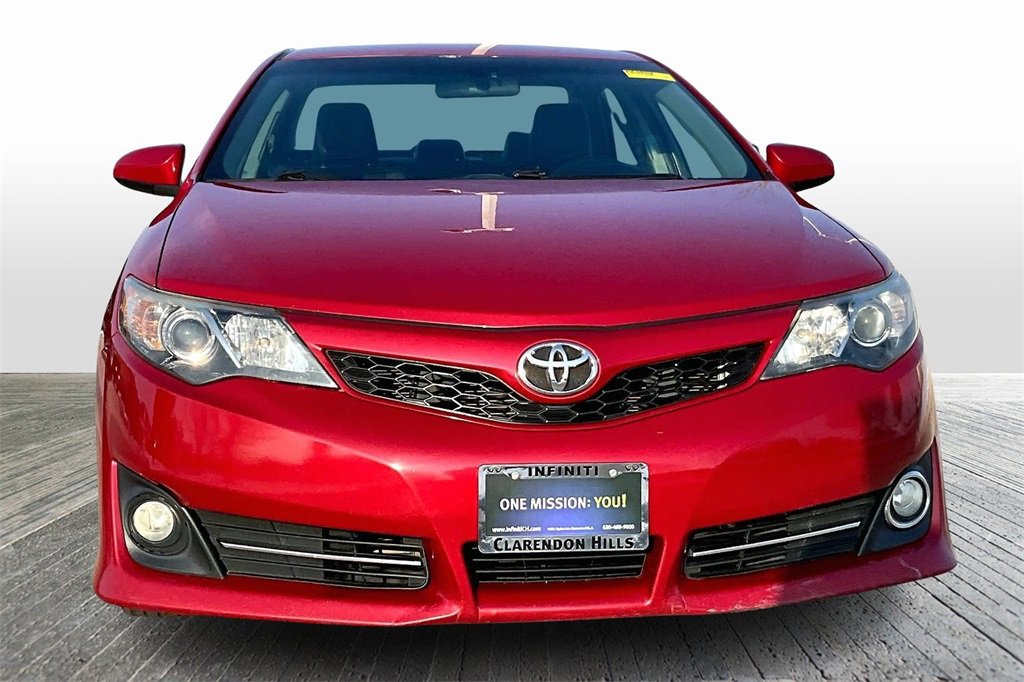 Used 2013 Toyota Camry SE image 2