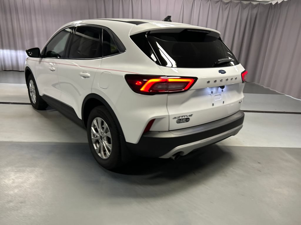 Used 2023 Ford Escape Active AWD/4WD image 5