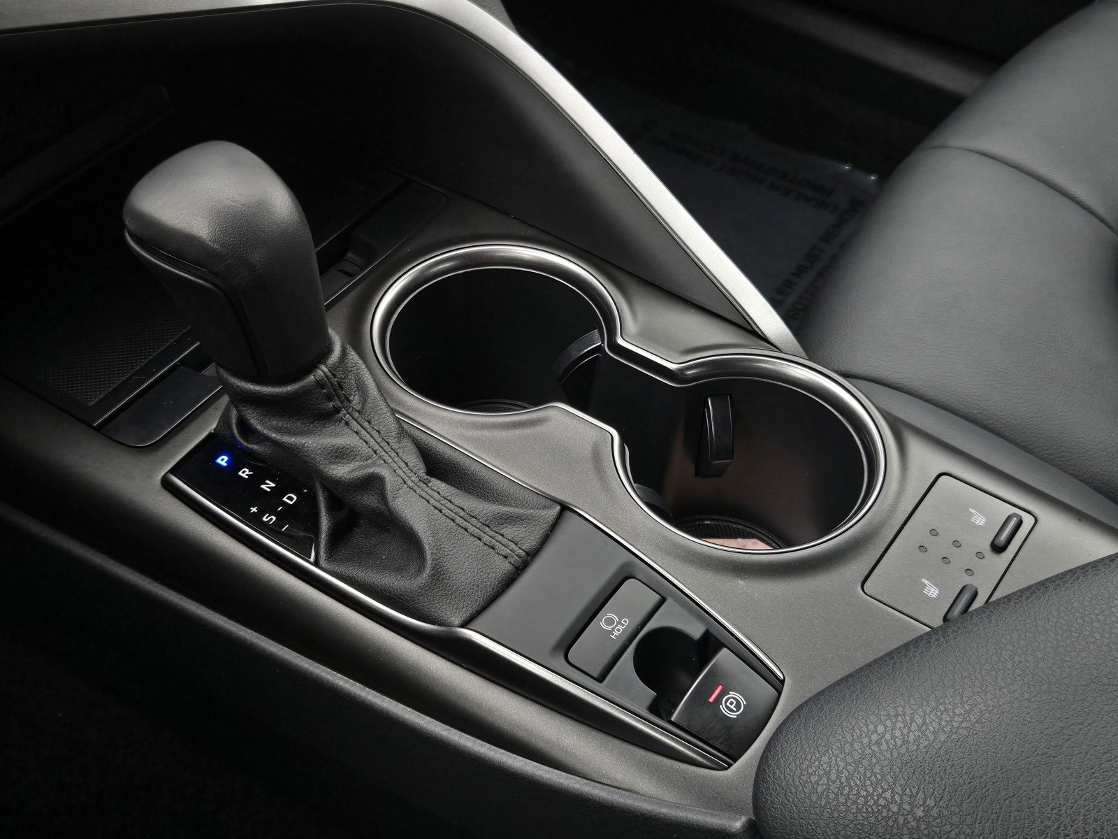 Certified 2021 Toyota Camry SE image 18