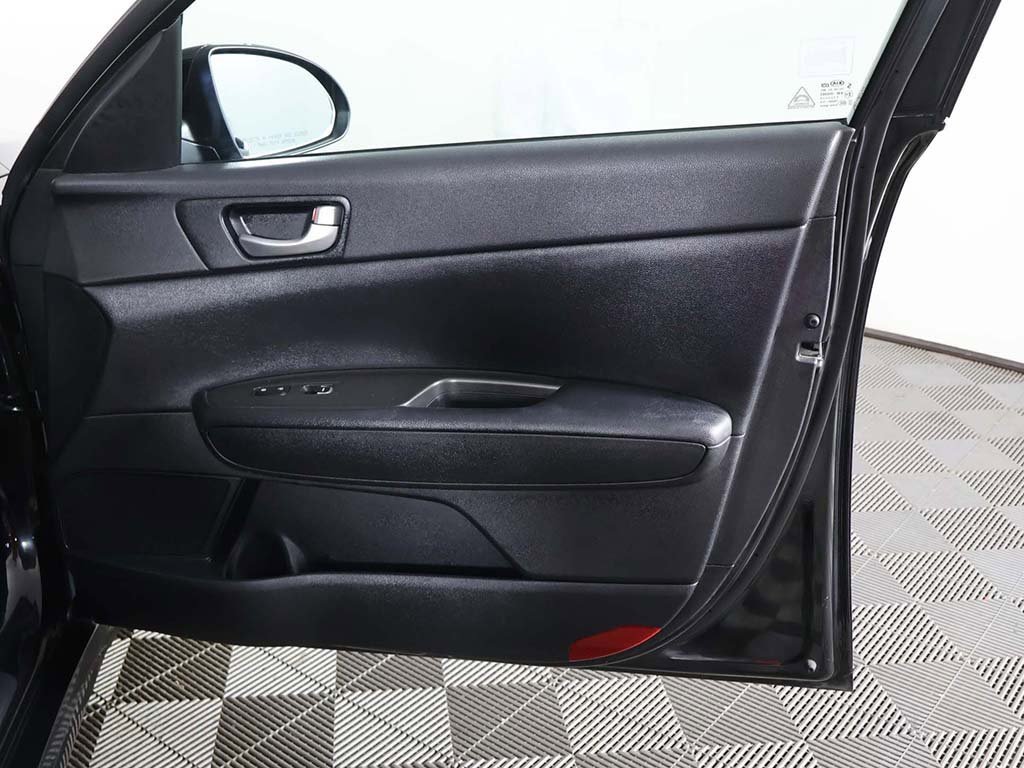 Used 2017 Kia Optima LX image 20