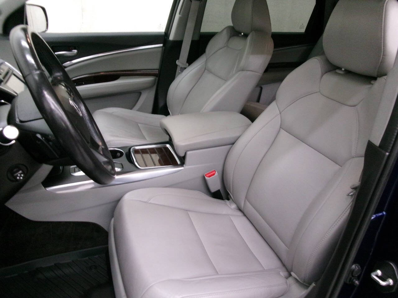 Used 2018 Acura MDX SH-AWD w/ Technology Package image 18