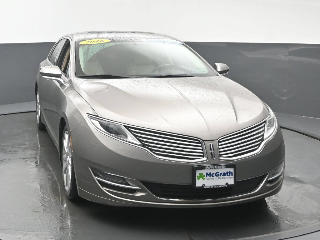 Used 2016 Lincoln MKZ AWD w/ Equipment Group 300A Reserve image 5