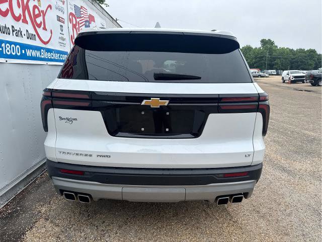 New 2024 Chevrolet Traverse LT w/ Trailering Package AWD/4WD image 4