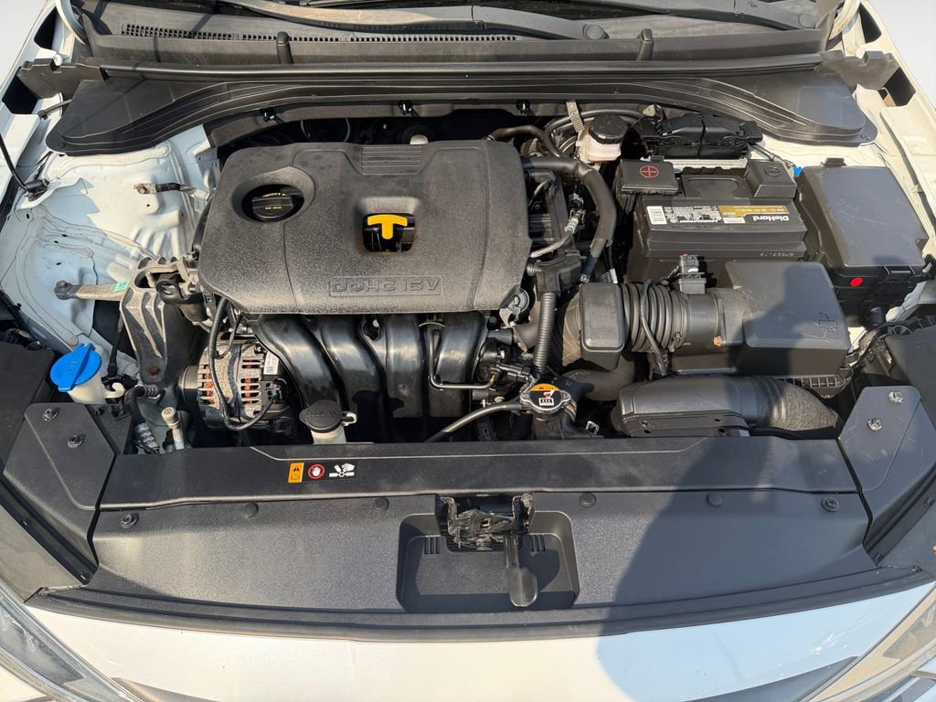 Used 2020 Hyundai Elantra Value Edition w/ Cargo Package (C1) FWD image 20