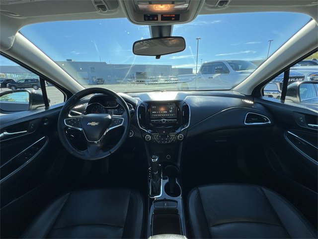 Used 2017 Chevrolet Cruze Premier image 14