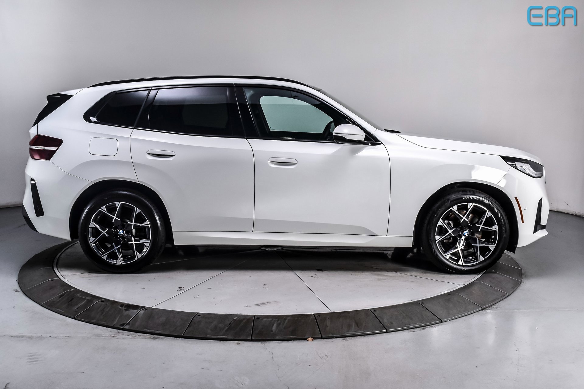 Used 2025 BMW X3 xDrive30i w/ M Sport Package image 8