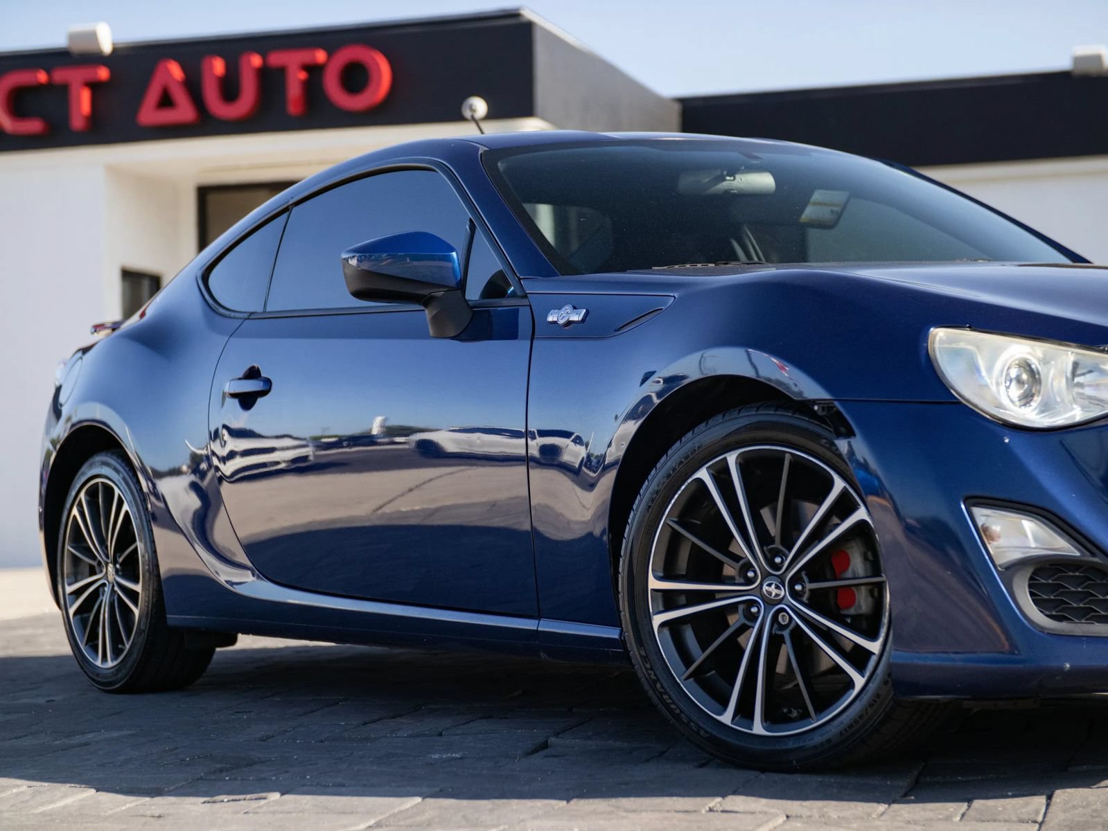 Used 2013 Scion FR-S RWD image 2