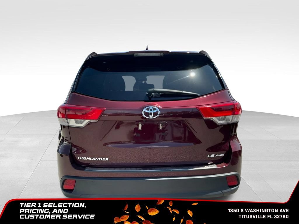 Used 2018 Toyota Highlander Plus w/ Carpet Mat Package (TMS) AWD/4WD image 6
