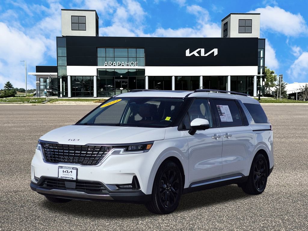 Certified 2023 Kia Carnival SX Prestige image 4