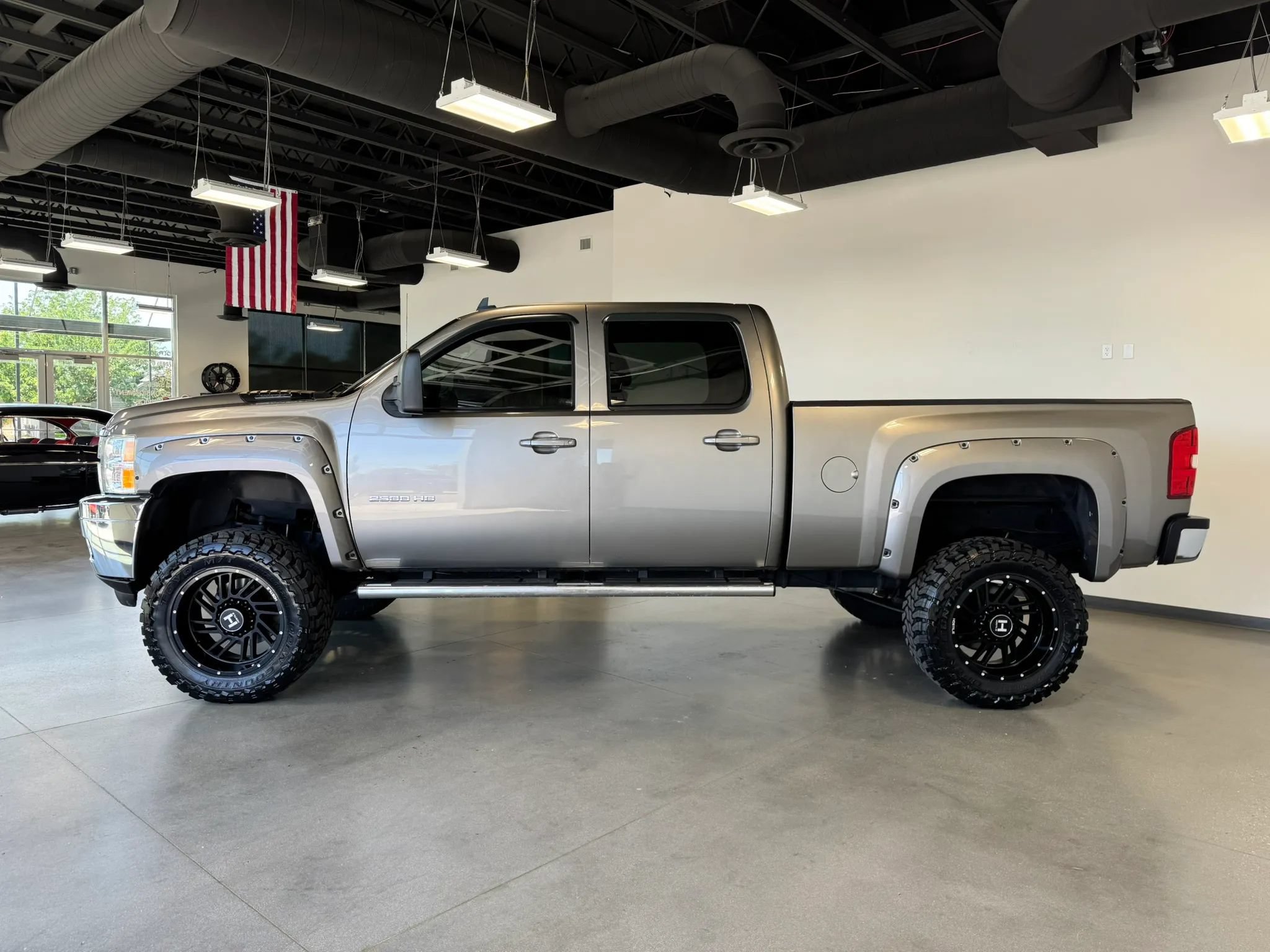 Used 2013 Chevrolet Silverado 2500 LTZ AWD/4WD image 4