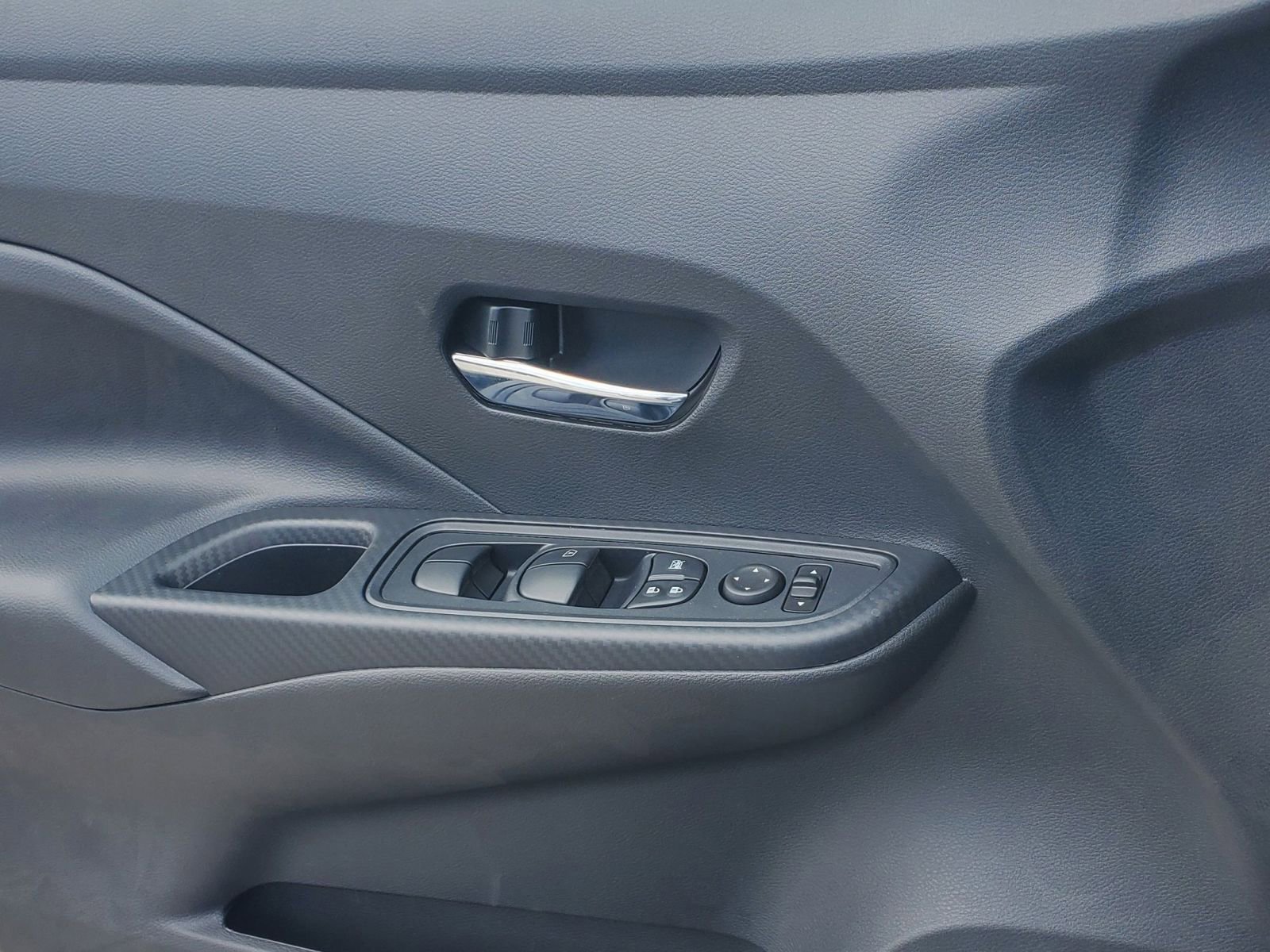 New 2025 Nissan Versa SV w/ Trunk Package image 21