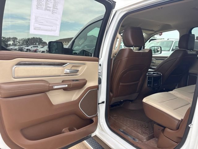 Used 2019 RAM 1500 Laramie AWD/4WD image 15
