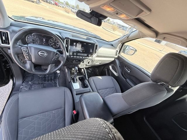 Certified 2025 Nissan Frontier SV w/ SV Convenience Package RWD image 16